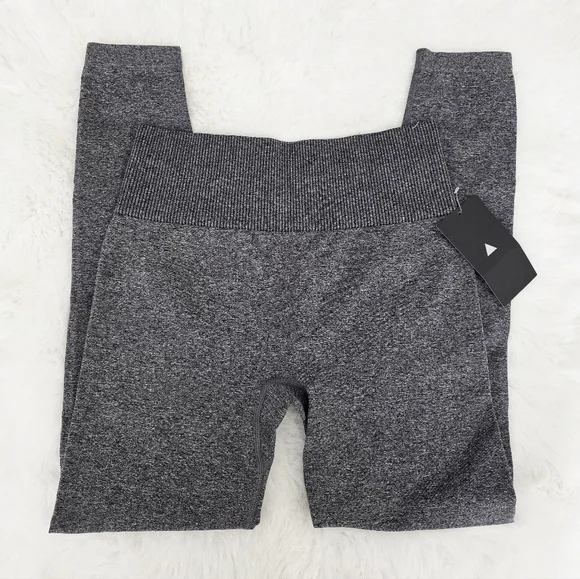 Vitality🩶 Formation Scoop Sports Bra & Leggings Set SIZE S